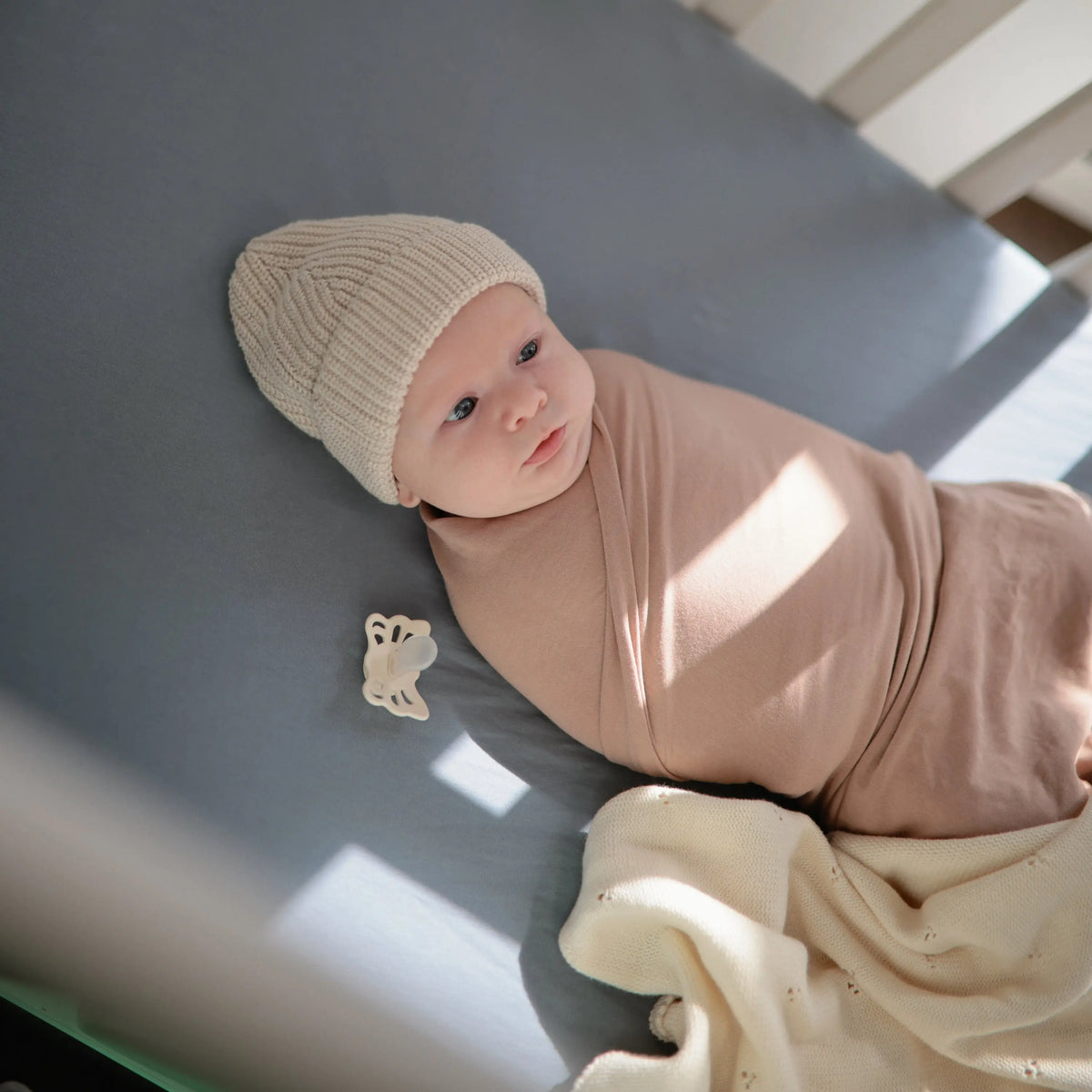 Stretchy Crib Sheet | crib sheets | The Baby Penguin