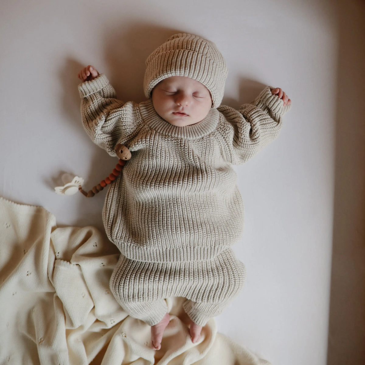 Stretchy MINI Crib Sheet | crib sheets | The Baby Penguin