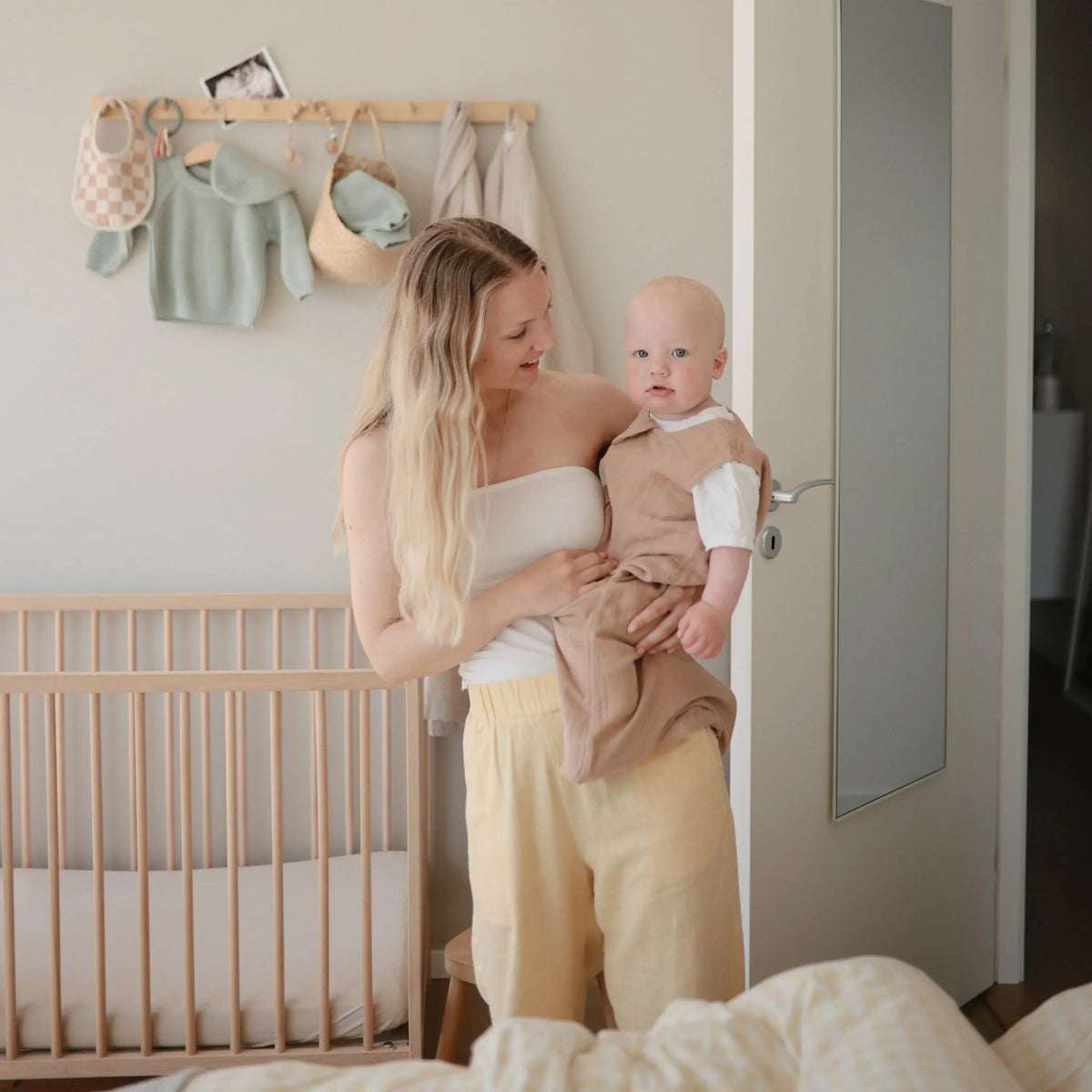 Stretchy MINI Crib Sheet | crib sheets | The Baby Penguin