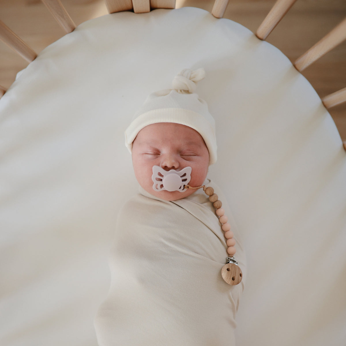 Stretchy Swaddle - The Baby Penguin