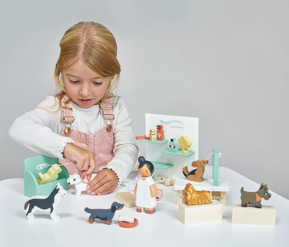 Tender Leaf Waggy Tails Wooden Dog Salon Play Set
