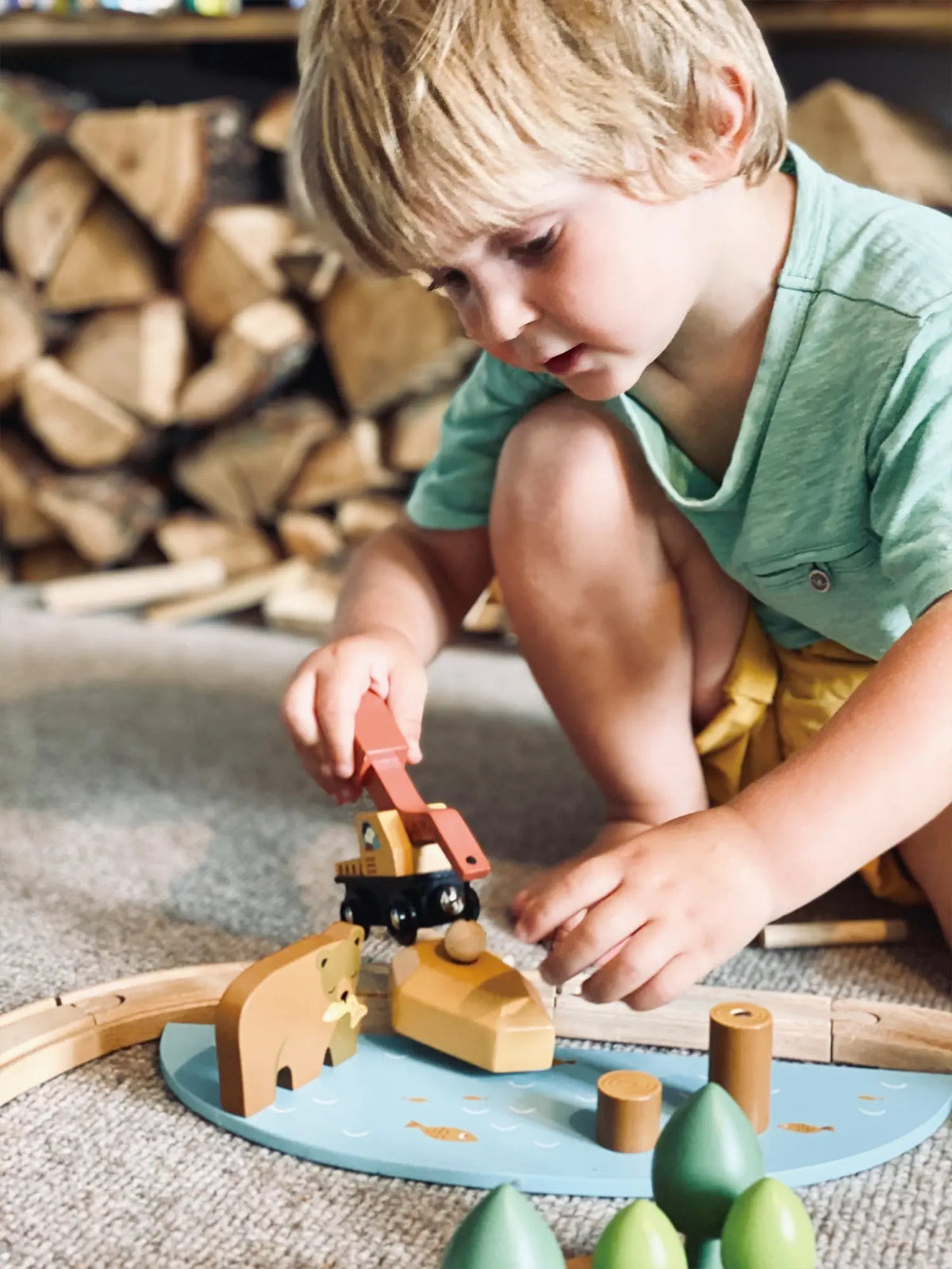 Tender Leaf Wild Pines Wooden Train Set