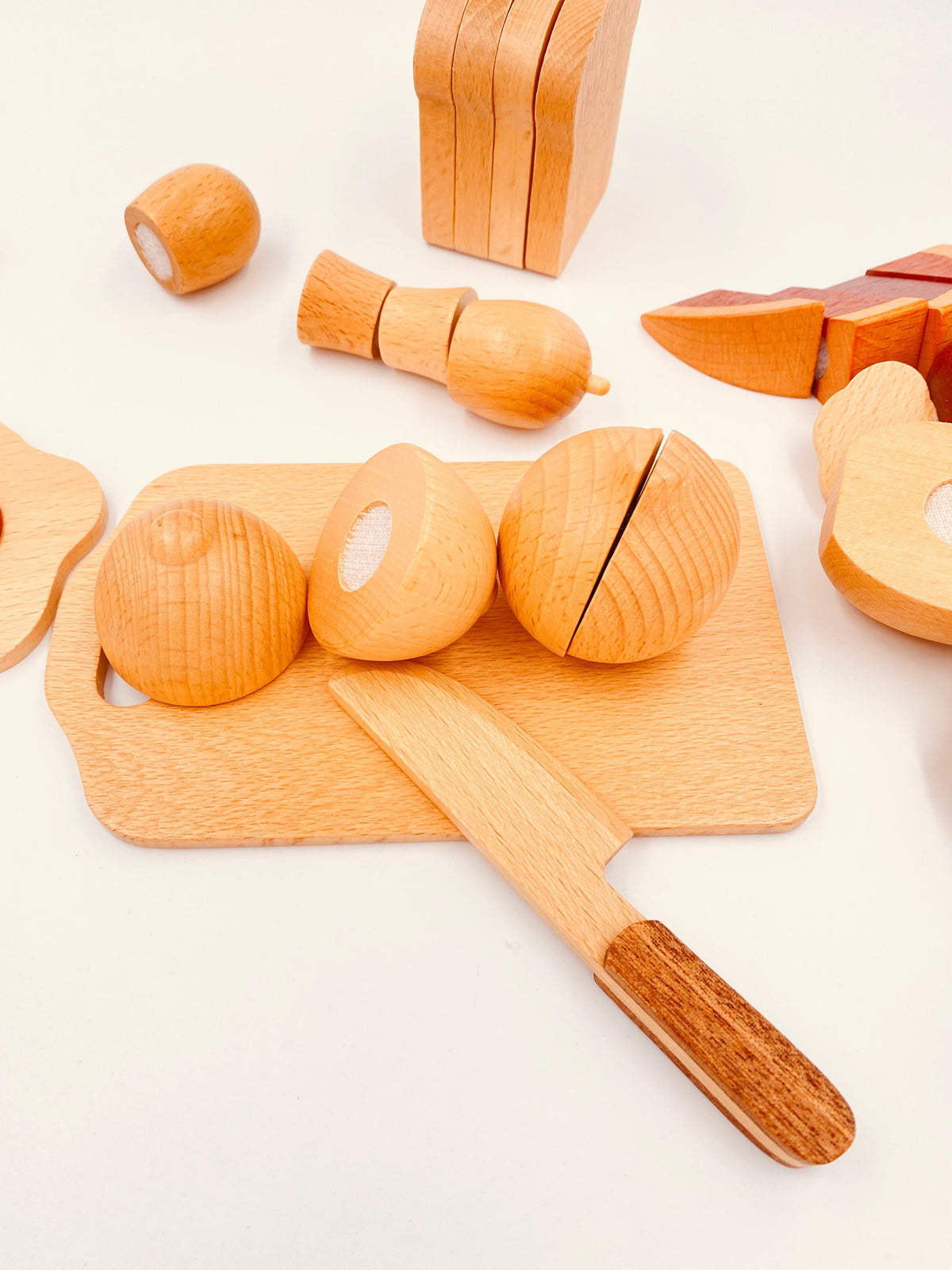30-Piece Wooden Fruit & Vegetable Cutting Playset by Green Elephant Home and Toys – alternate view 7