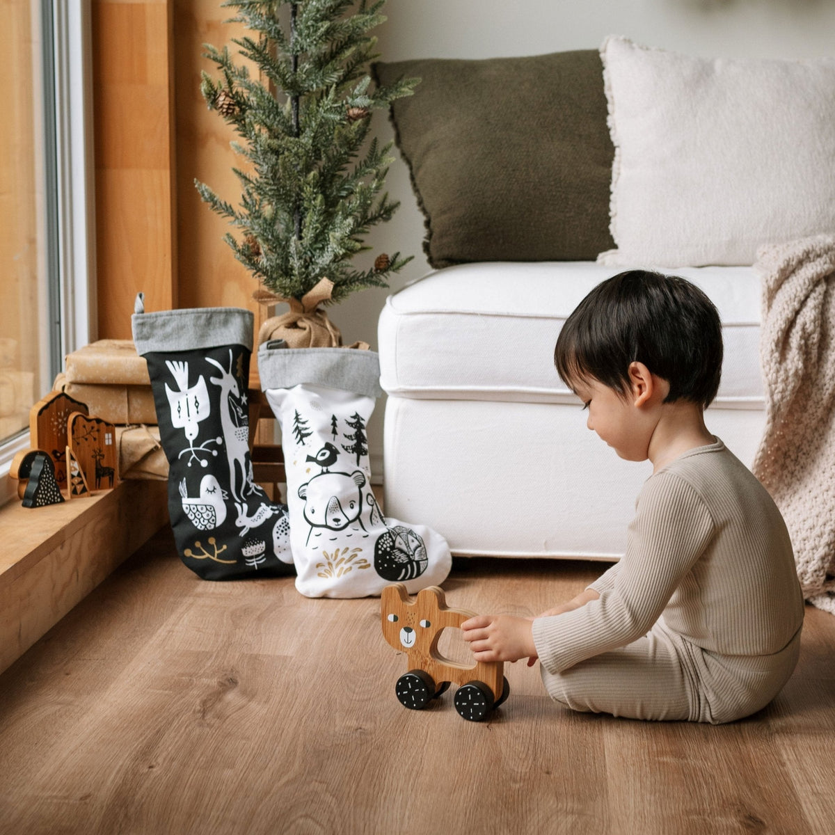 Bear Push Toy - The Baby Penguin