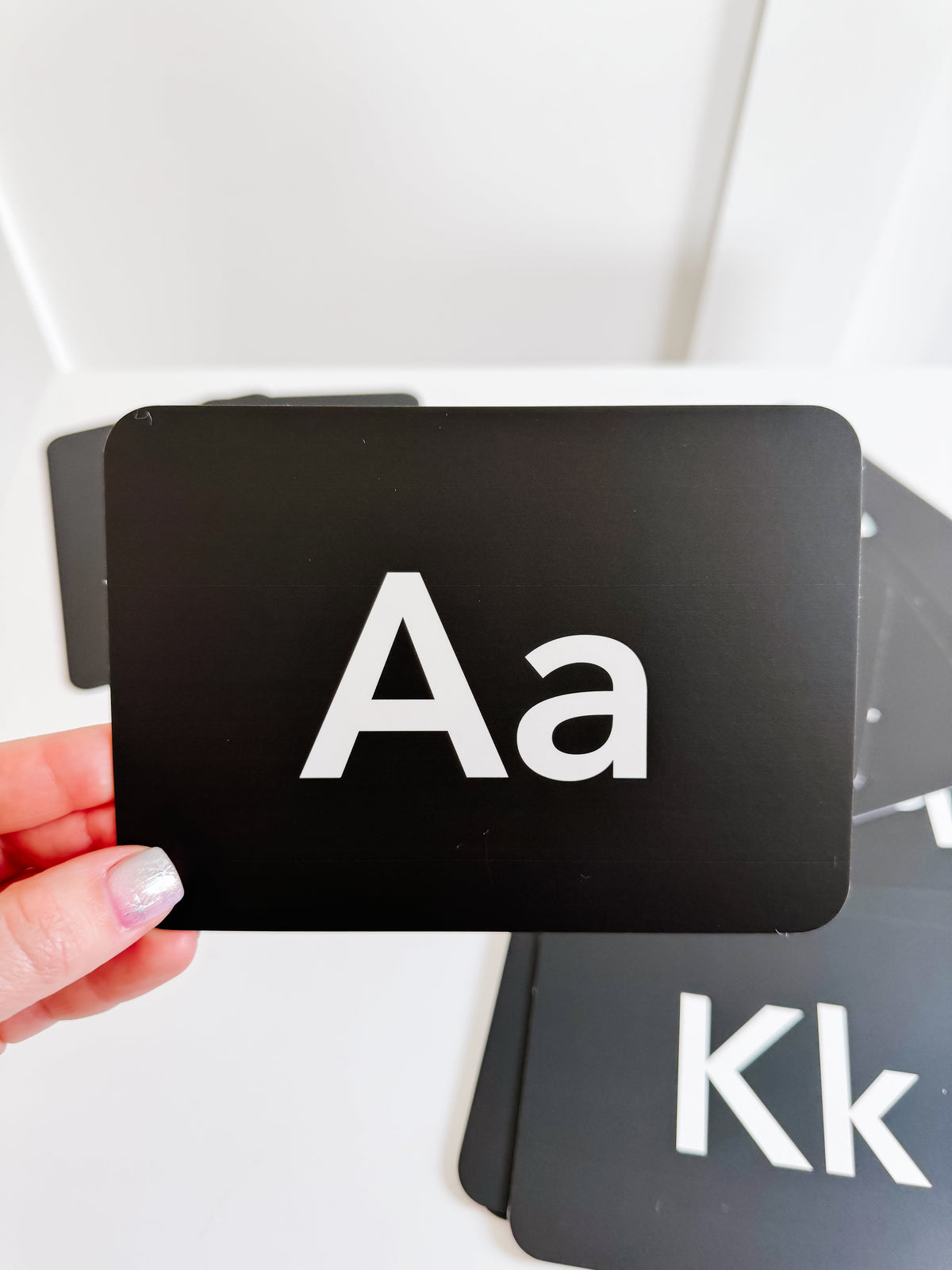 Black and White Letter Flashcards - The Baby Penguin