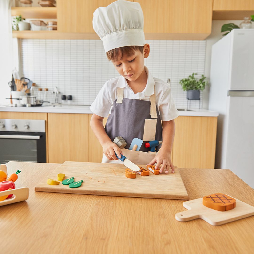 PlanToys Pretend Play Chef Set with Apron and Hat