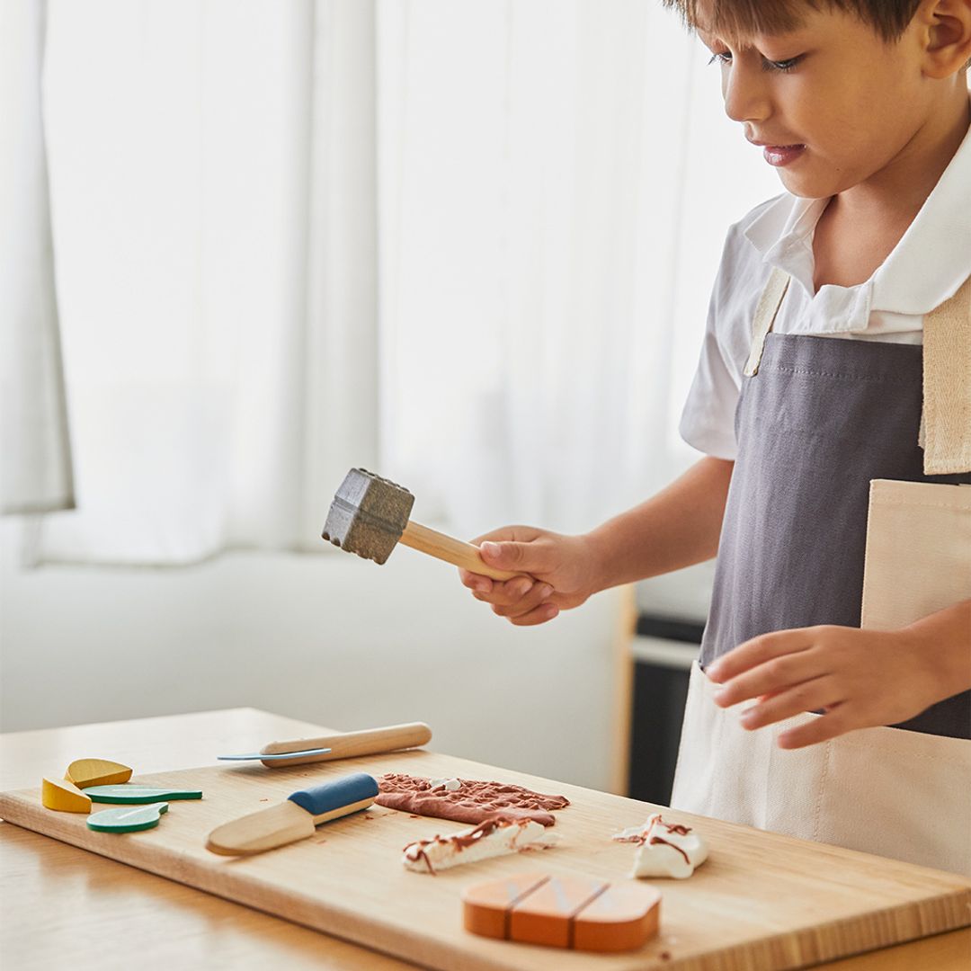 PlanToys Pretend Play Chef Set with Apron and Hat