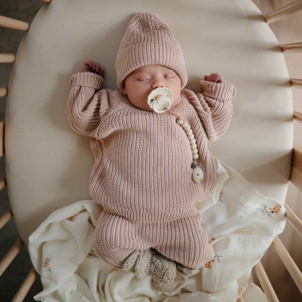 Chunky Knit Sweater - The Baby Penguin