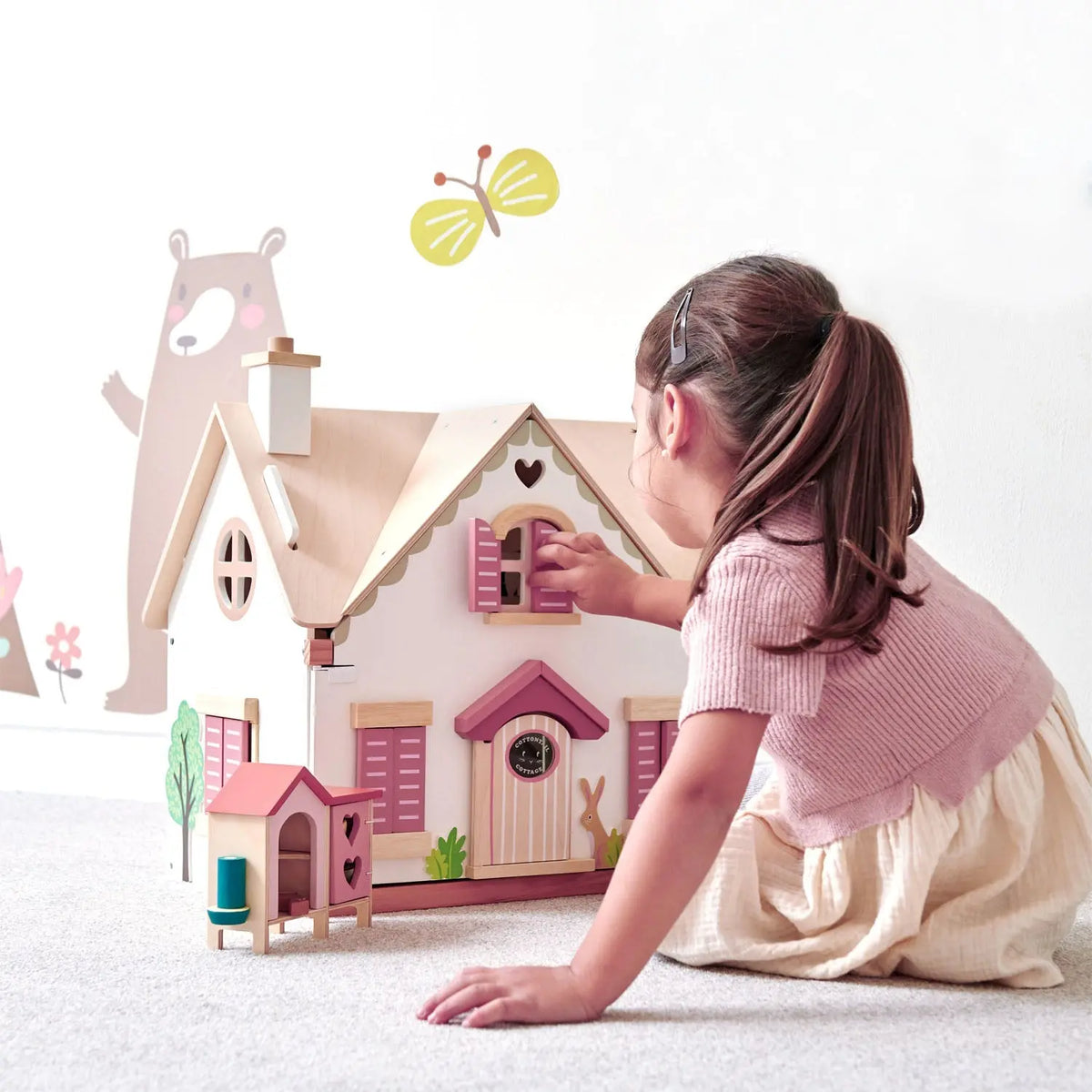 Tender Leaf Cottontail Cottage Wooden Dollhouse with Furniture