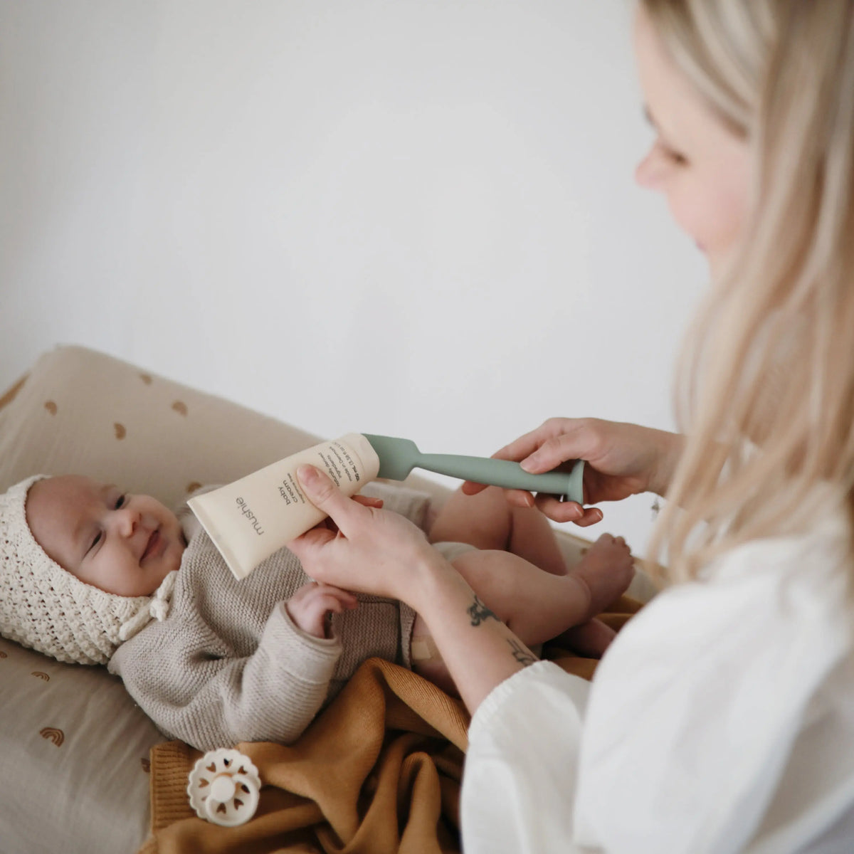 Diaper Cream Applicator | Diaper Cream Applicator | The Baby Penguin