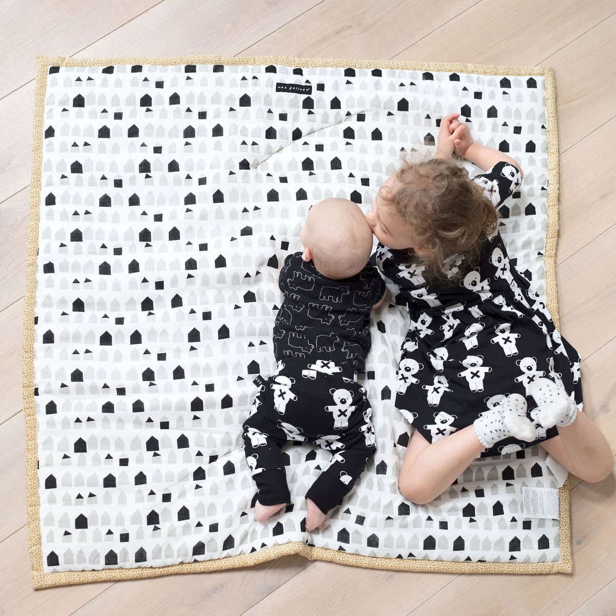 Explore Playmat - The Baby Penguin