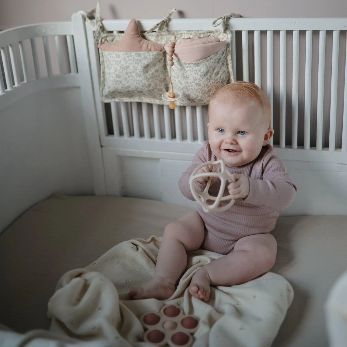 Extra Soft Muslin Crib Sheet | crib sheets | The Baby Penguin