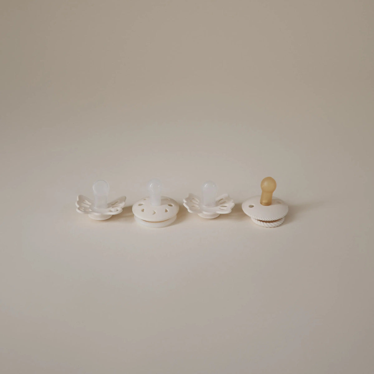 FRIGG Baby's First Pacifier Moonlight Sailing (Cream) 4-Pack | FRIGG PACIFIERS | The Baby Penguin