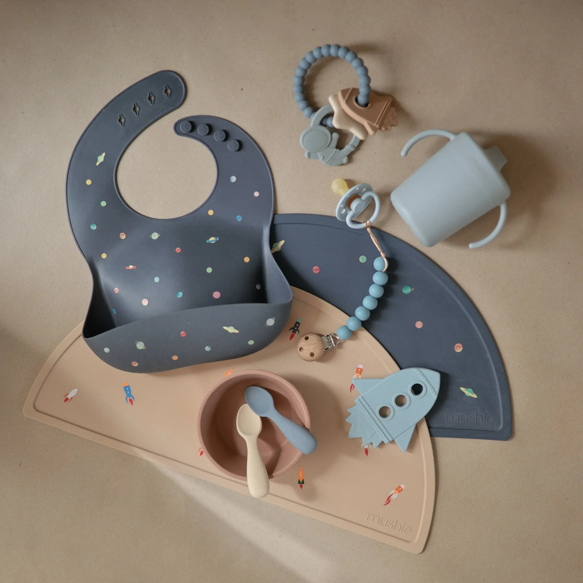 FRIGG Moon Natural Rubber Pacifier 2-Pack | RUBBER FRIGG PACIFIERS | The Baby Penguin