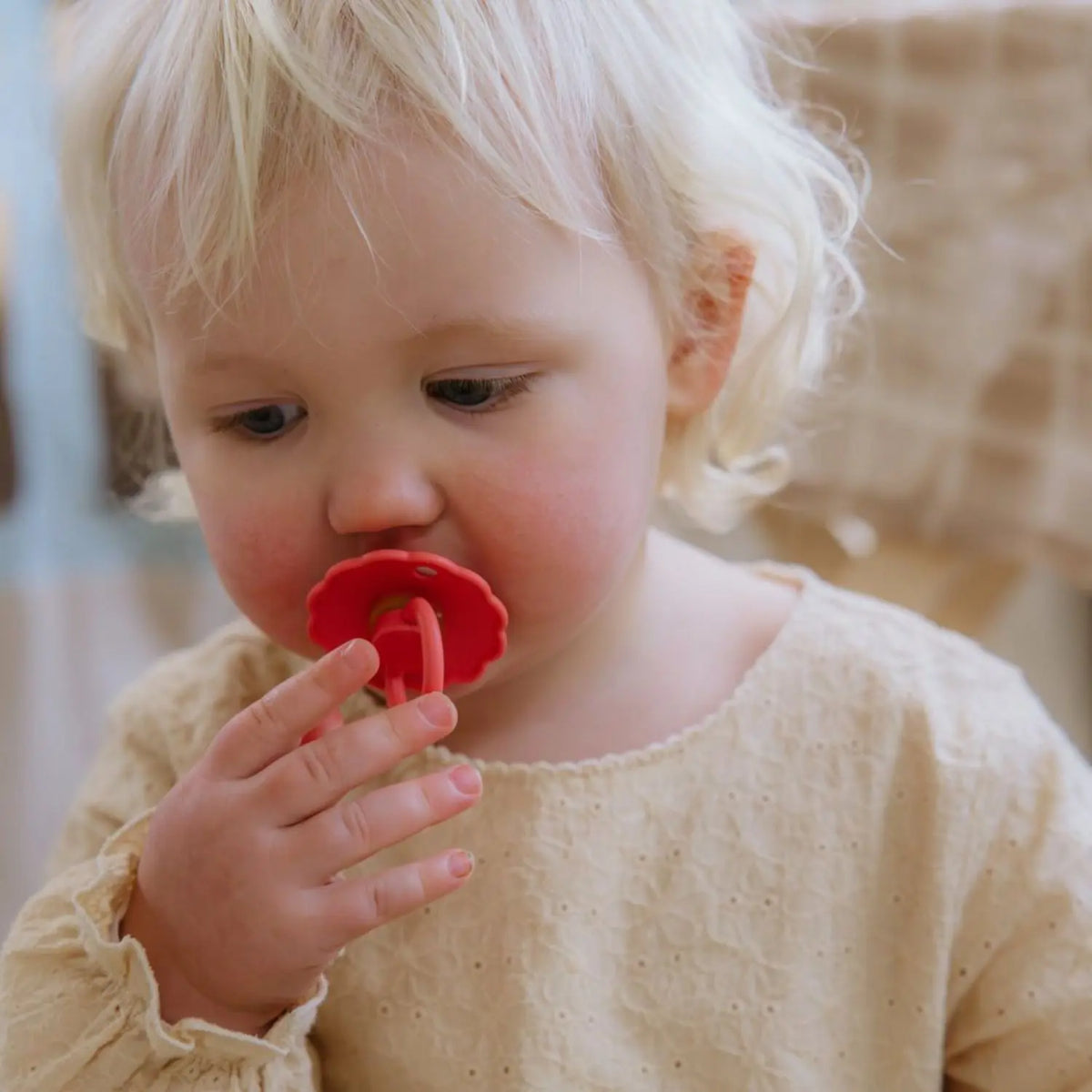 FRIGG Natural Rubber Pacifier 4-Pack | RUBBER FRIGG PACIFIERS | The Baby Penguin