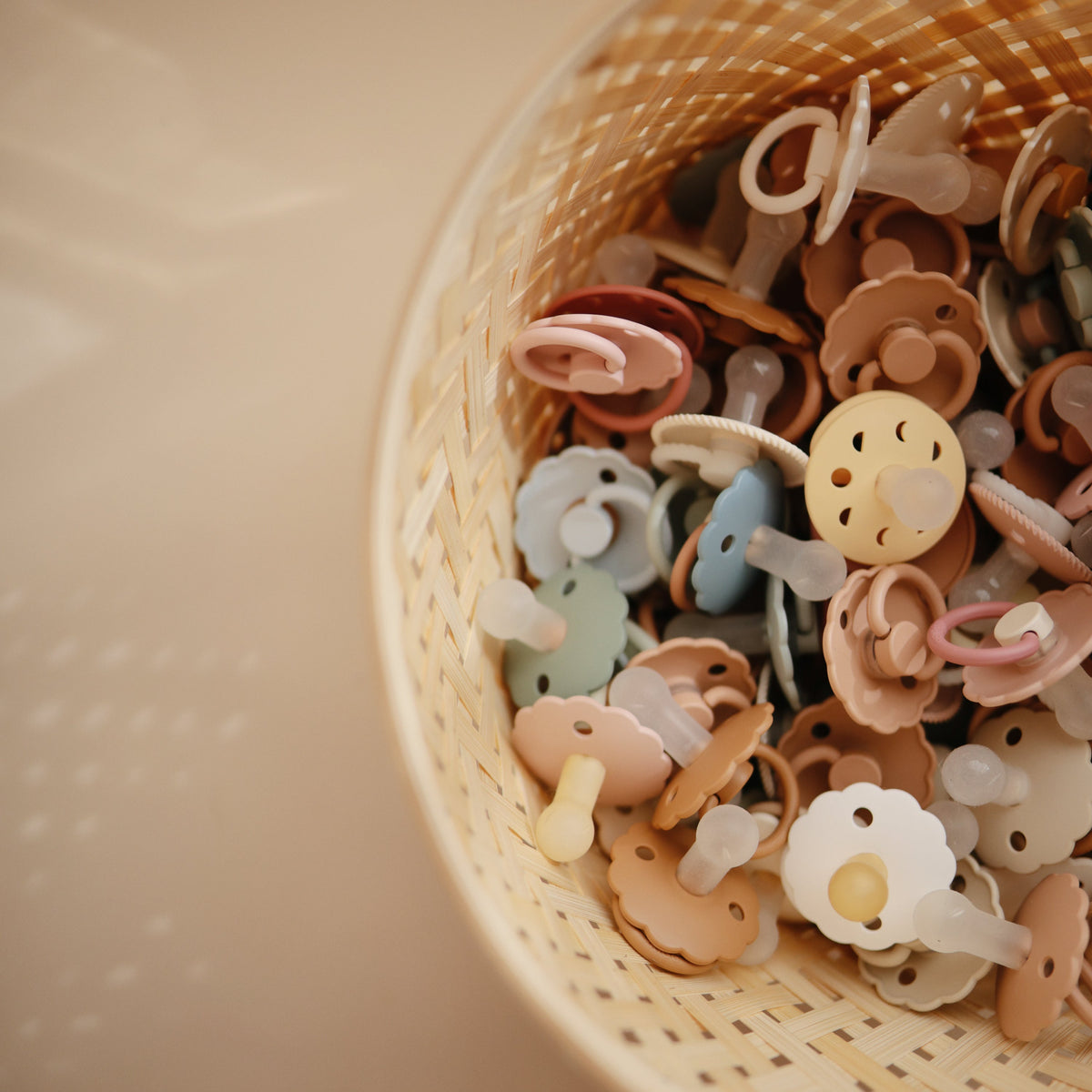 FRIGG Rope Silicone Pacifier 2-Pack - The Baby Penguin