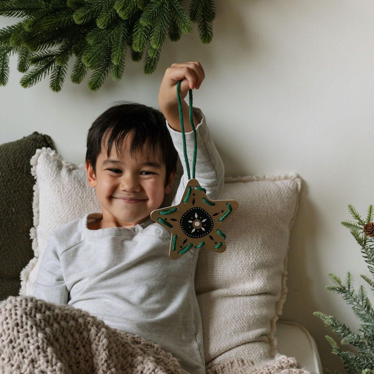 Festive Fun Lacing Ornaments - The Baby Penguin