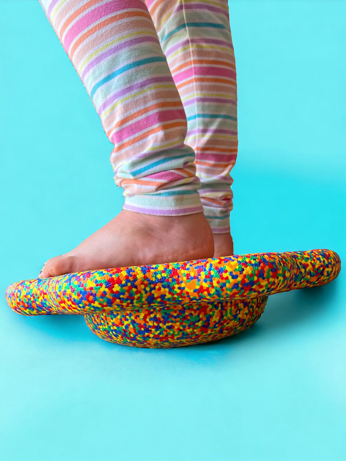 Flower-Shaped Rainbow Confetti Balance Board – additional product view