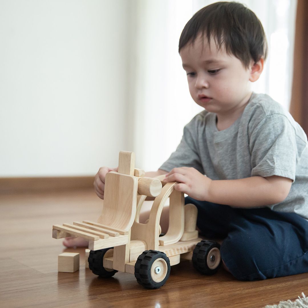 PlanToys Wooden Forklift with Pallet and Blocks
