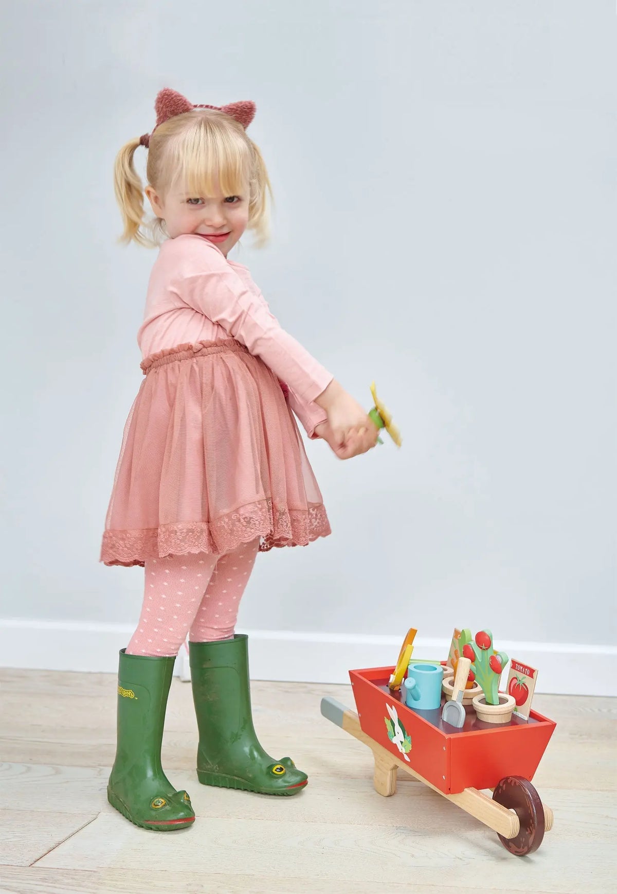 Tender Leaf Garden Wheelbarrow Wooden Play Set