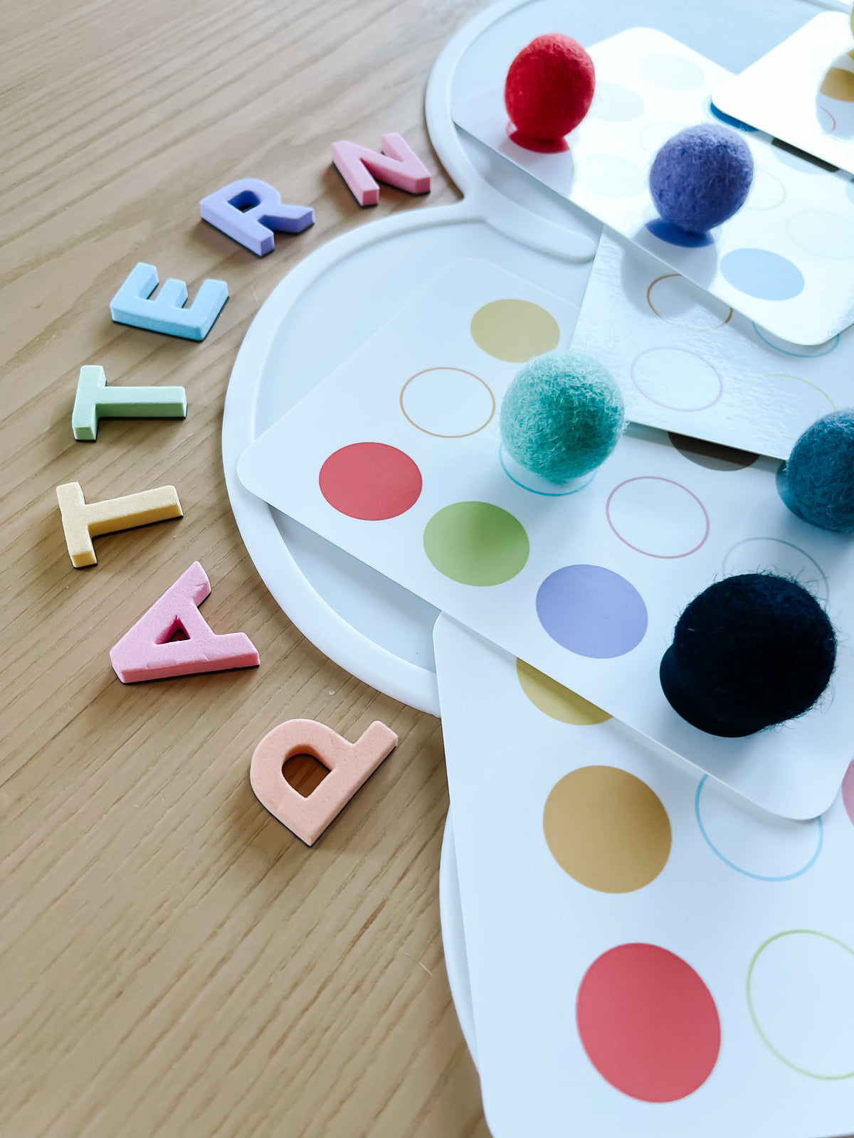 Grid Pattern Ball Flashcards - The Baby Penguin