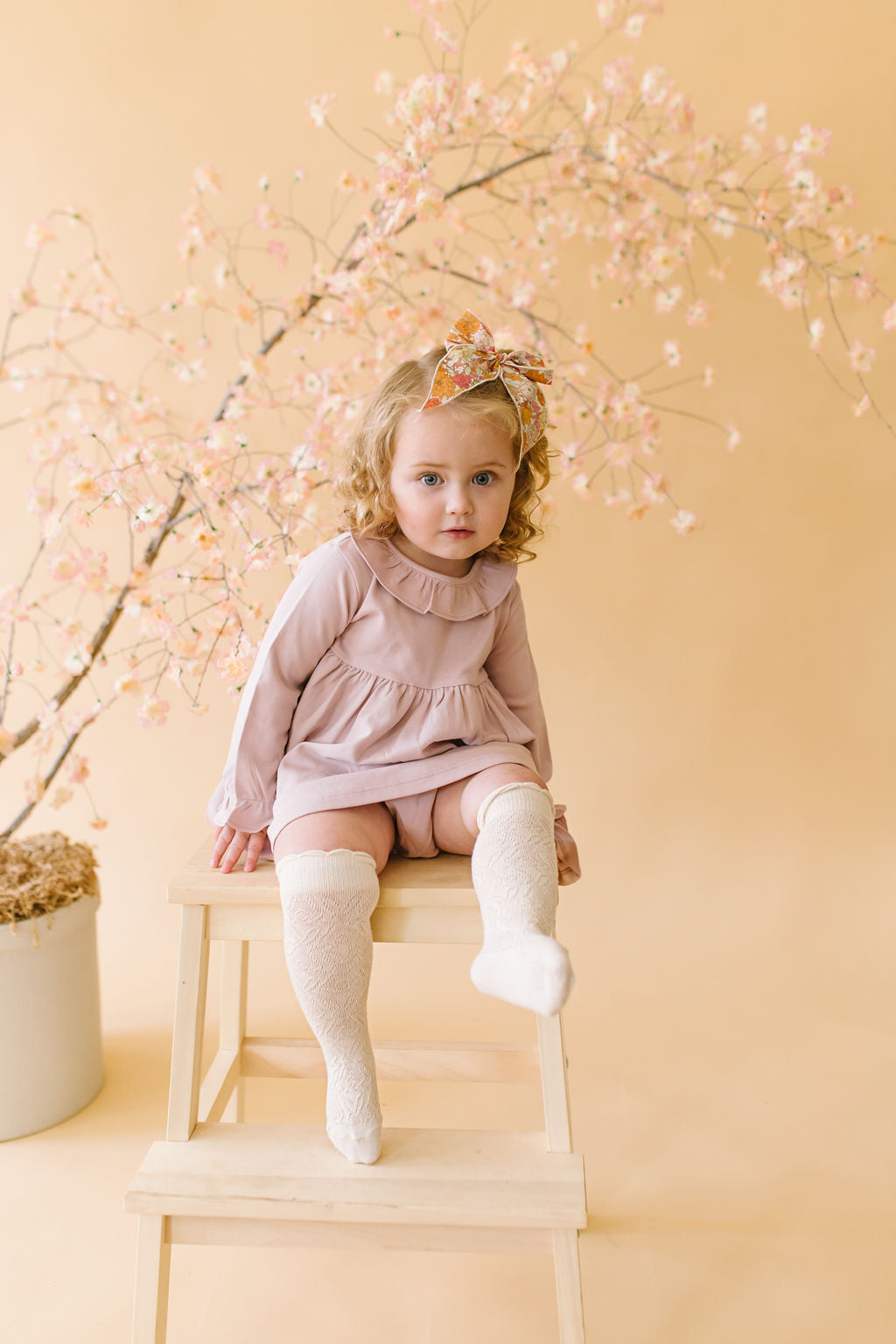Hoppy Feet Knee High - The Baby Penguin