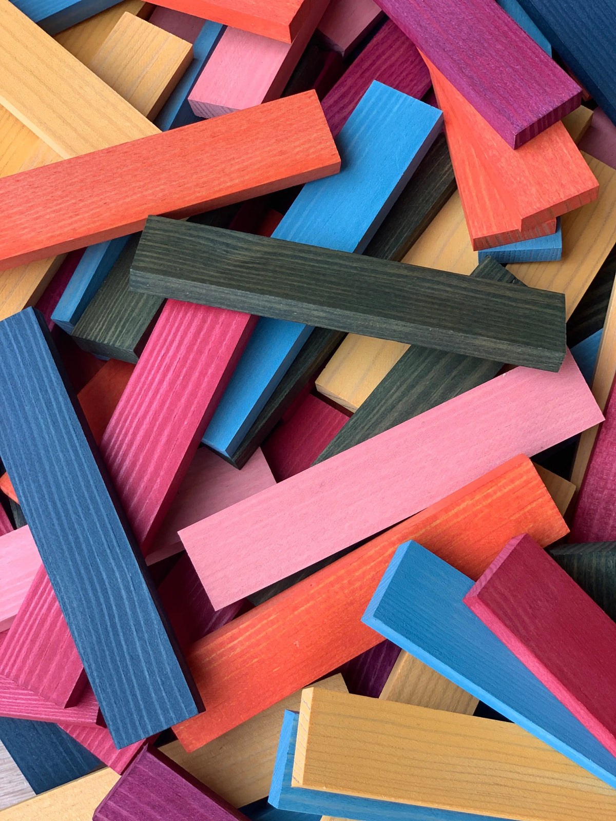 KAPLA Octocolor 100 Colored Wooden Planks Case