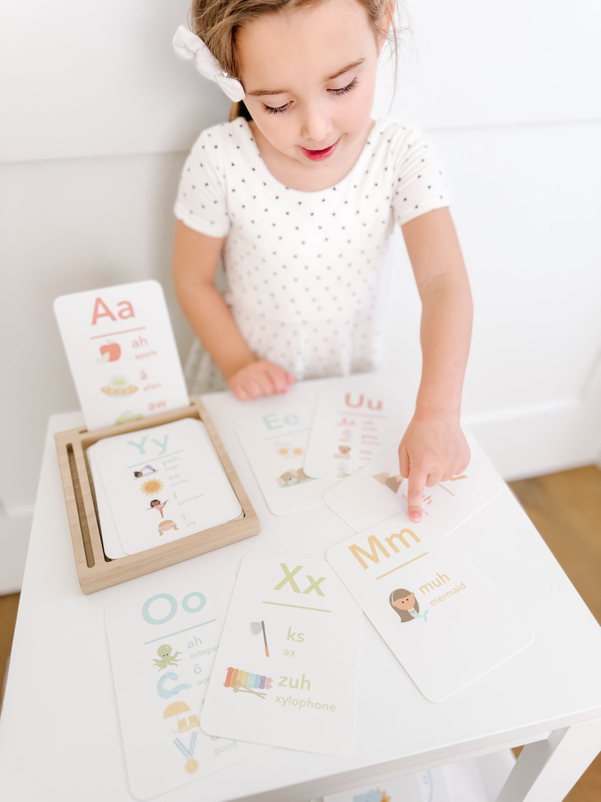 Letter Sounds Phonics Flashcards - The Baby Penguin