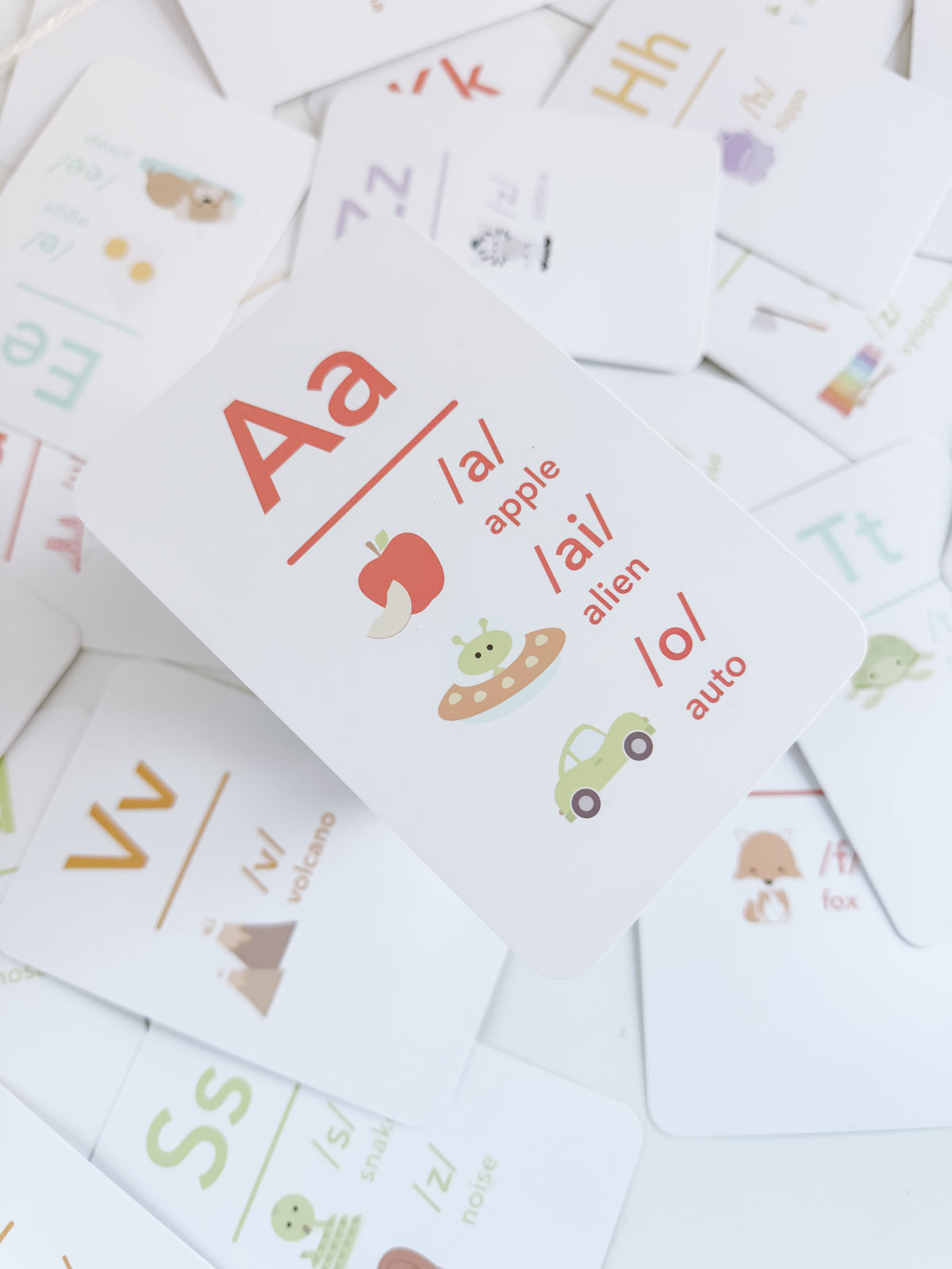 Letter Sounds Phonics Flashcards - The Baby Penguin