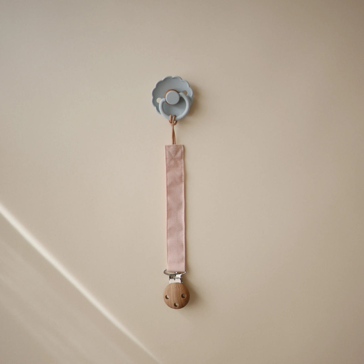 Linen Pacifier Clip 2-Pack | Pacifier Clip | The Baby Penguin