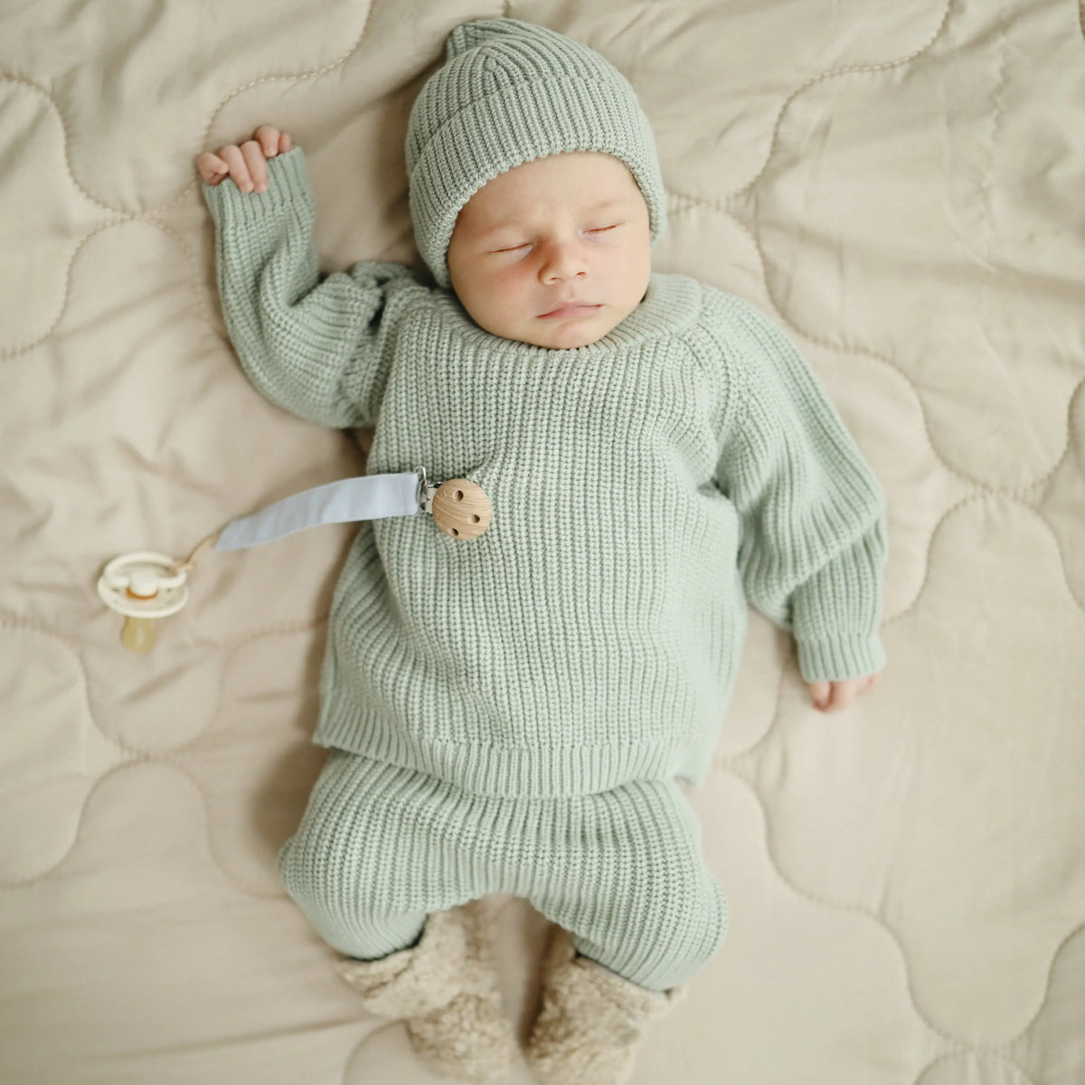 Linen Pacifier Clip 2-Pack | Pacifier Clip | The Baby Penguin