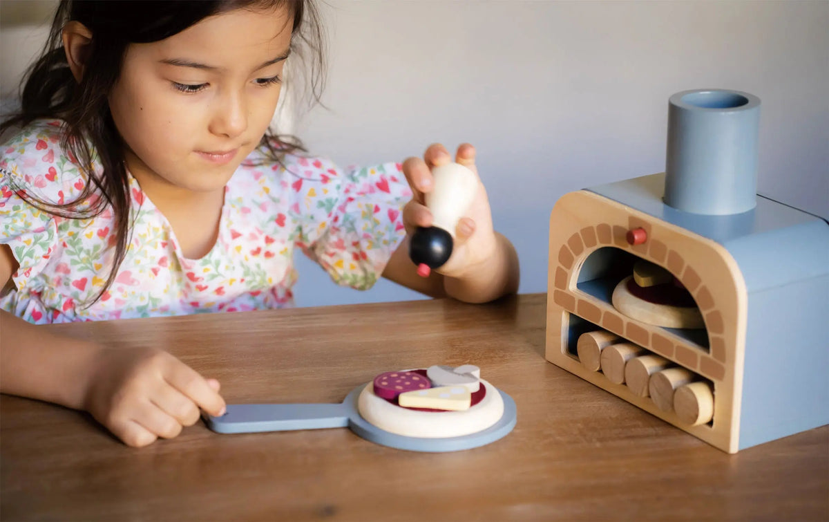 Tender Leaf Make Me a Pizza Wooden Play Oven Set