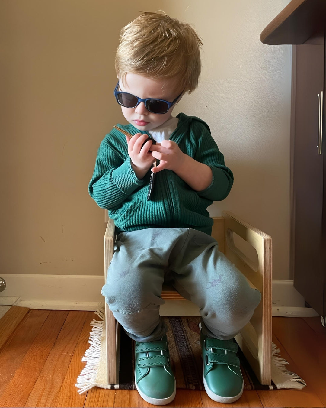Montessori Cube Chair - The Baby Penguin