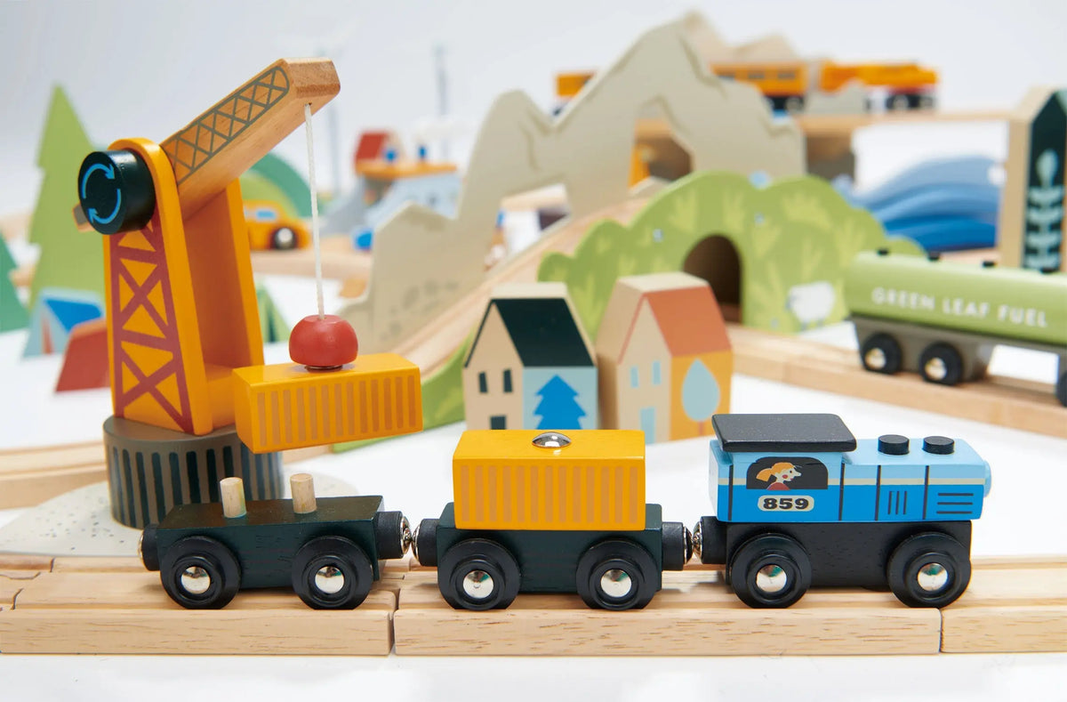 Tender Leaf Mountain View Wooden Train Set
