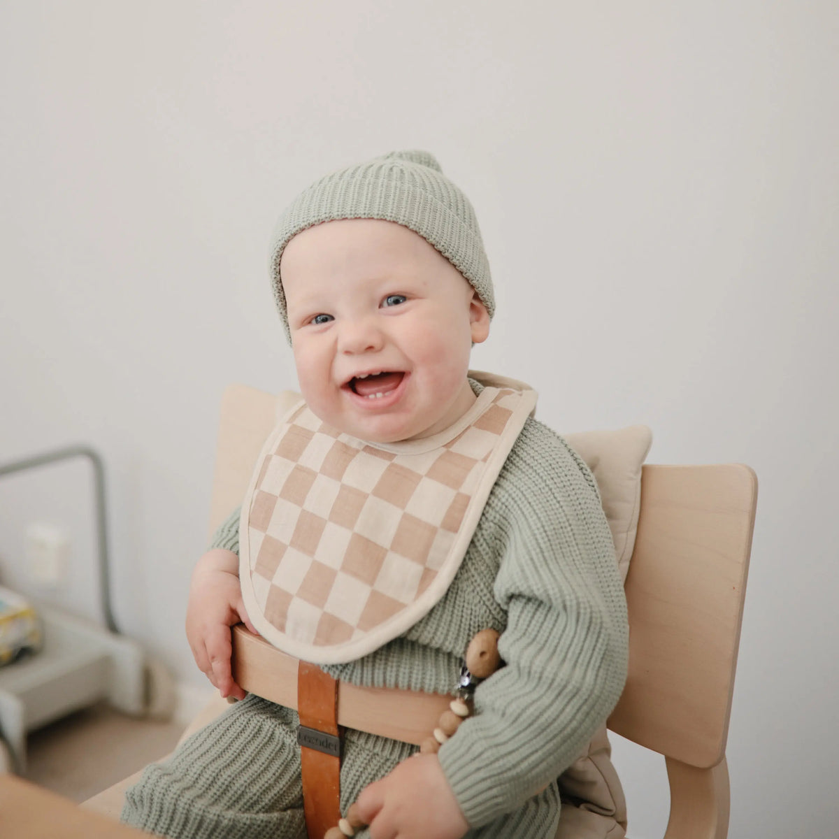 Muslin Bib | Muslin Bib | The Baby Penguin