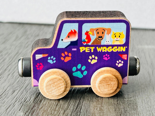 NameTrains Pet Waggin