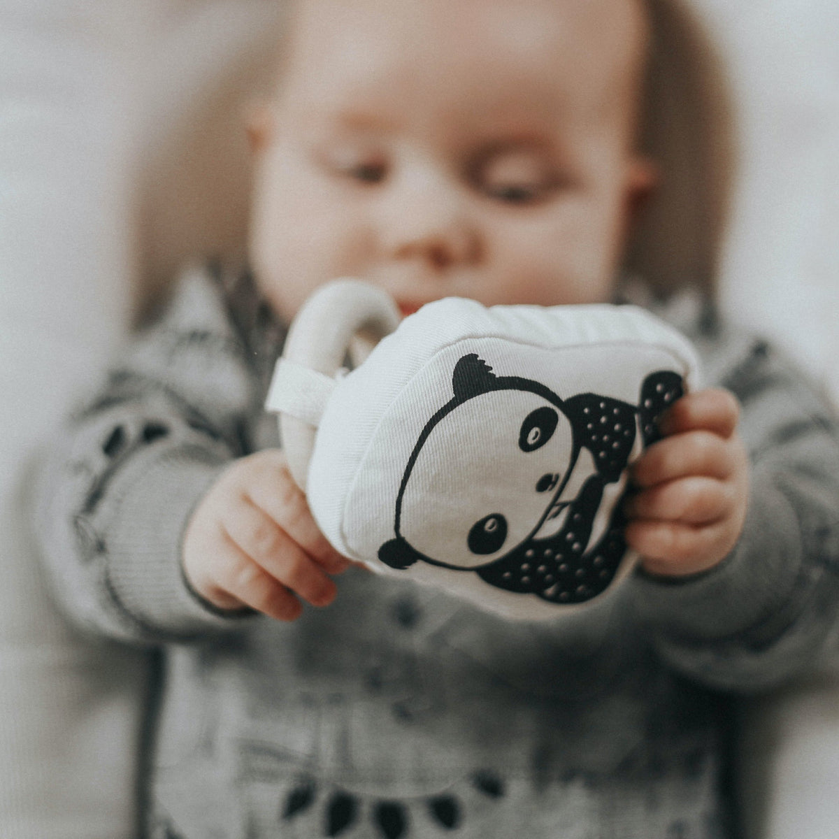 Newborn Baby Gift Set - Black + White - The Baby Penguin