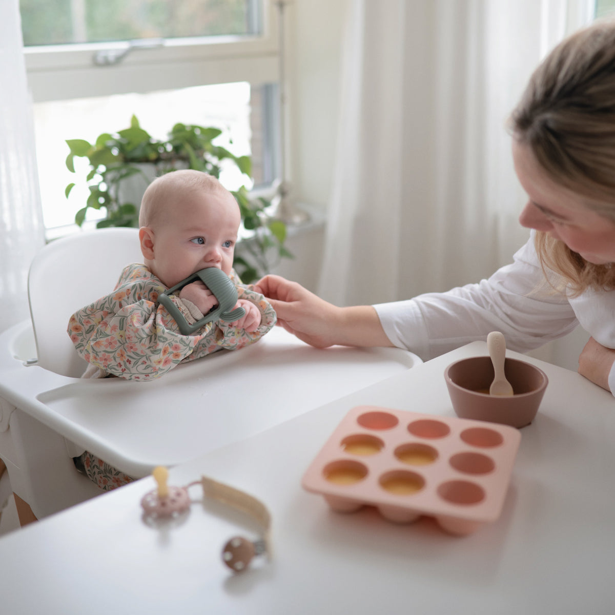 No-Drop Teether - The Baby Penguin