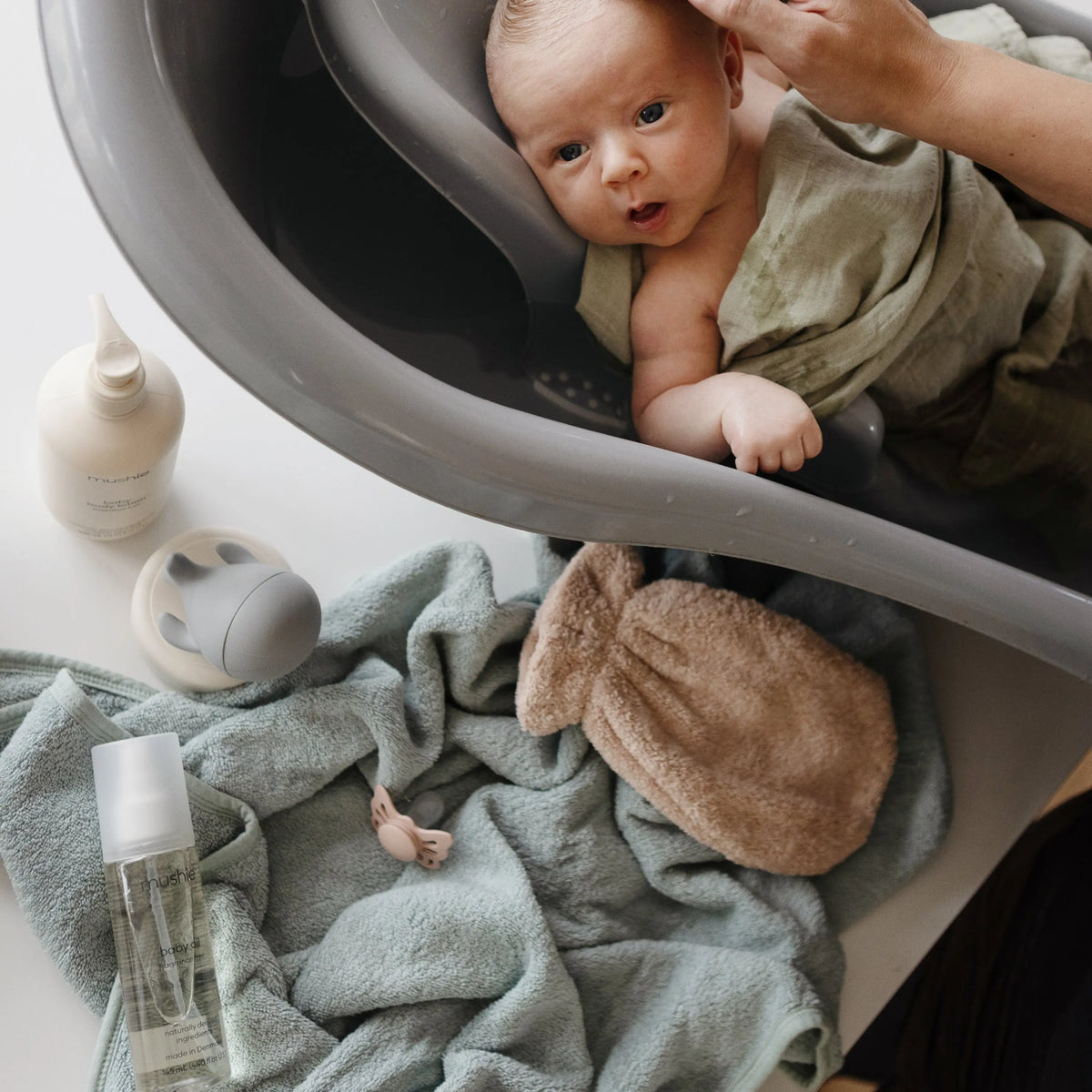 Organic Cotton Bath Mitt | Bath Mitt | The Baby Penguin