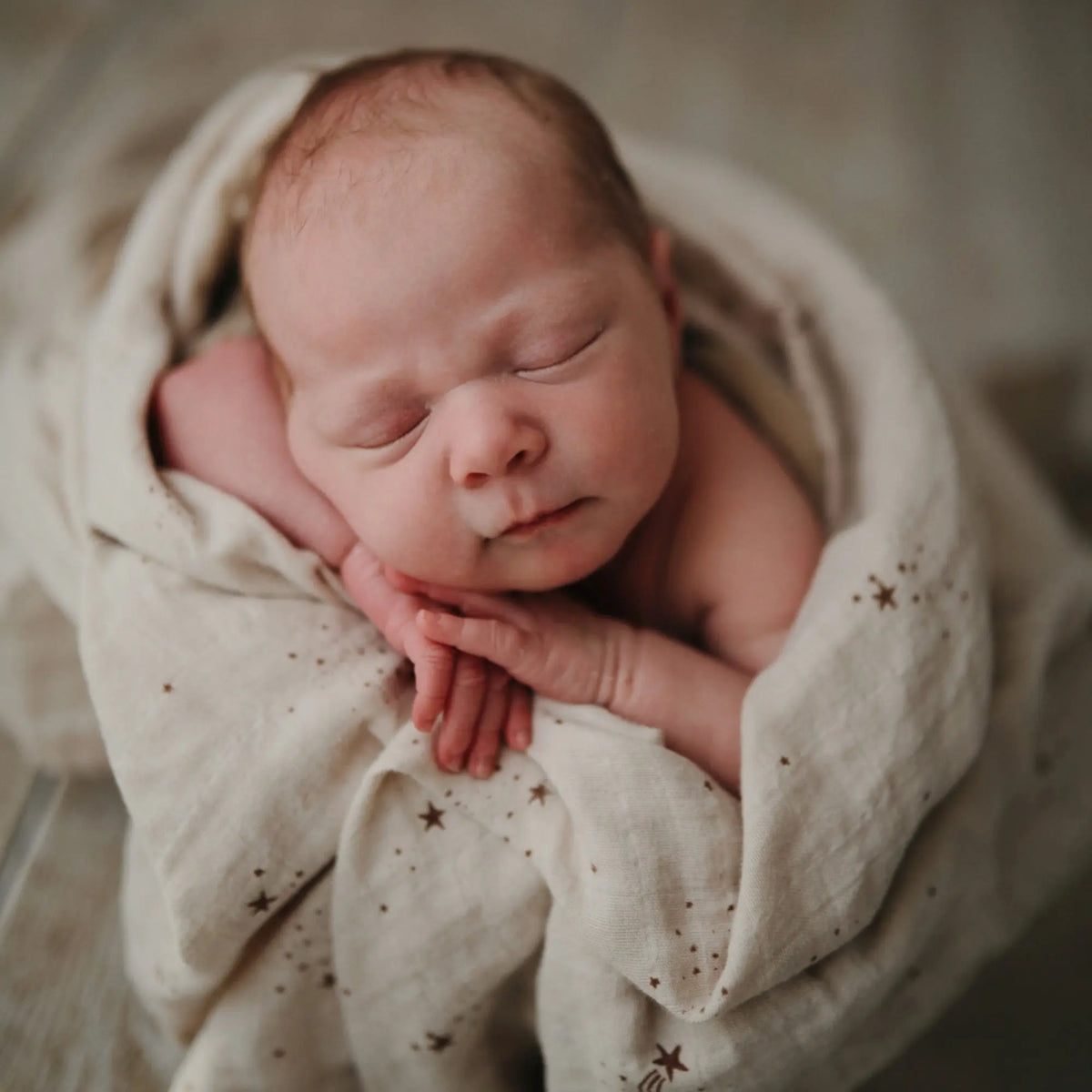 Organic Cotton Muslin Swaddle Blanket | Swaddle | The Baby Penguin