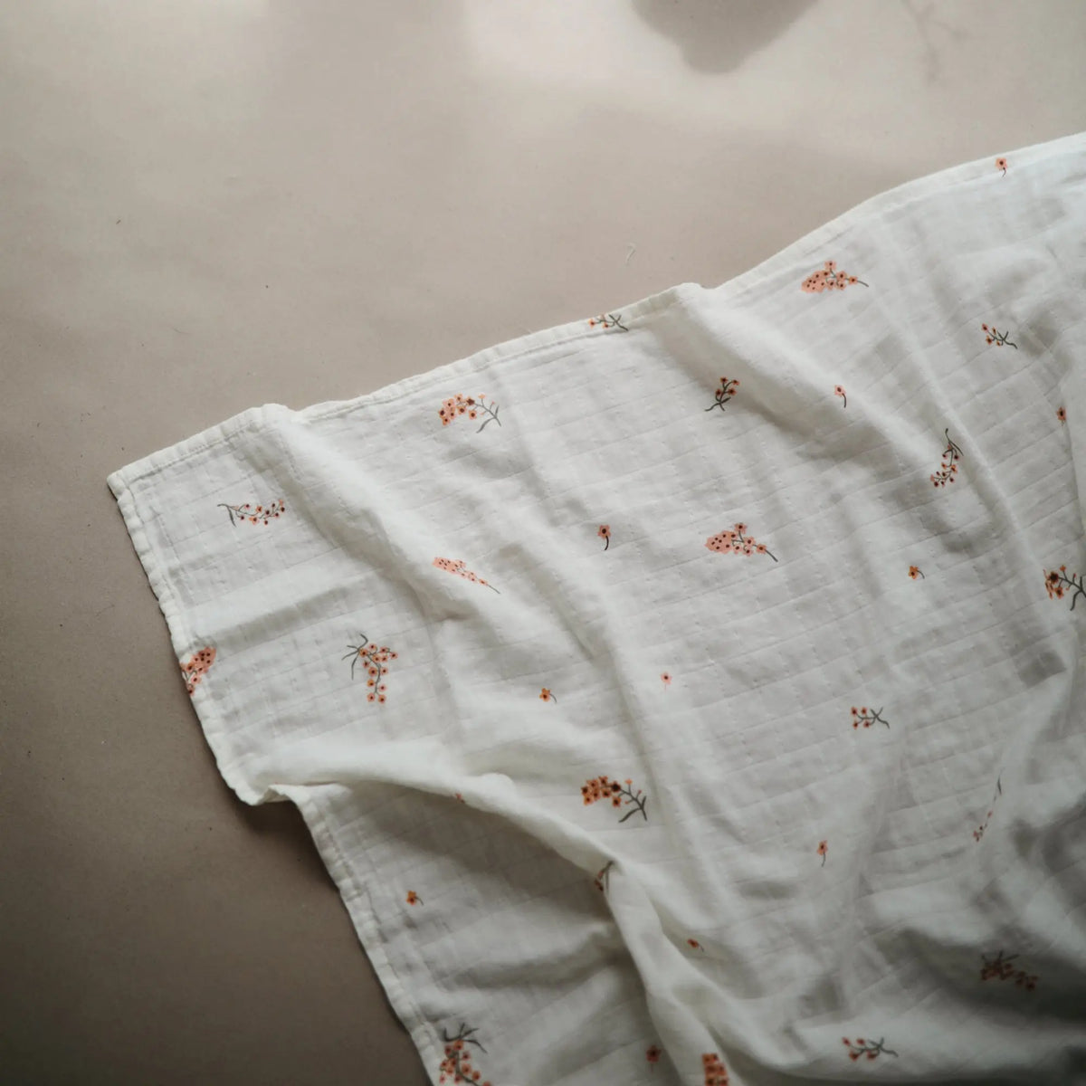 Organic Cotton Muslin Swaddle Blanket | Swaddle | The Baby Penguin