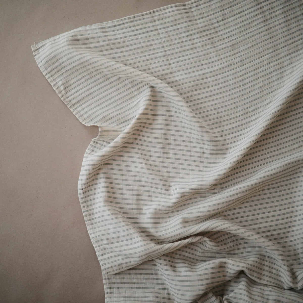 Organic Cotton Muslin Swaddle Blanket | Swaddle | The Baby Penguin