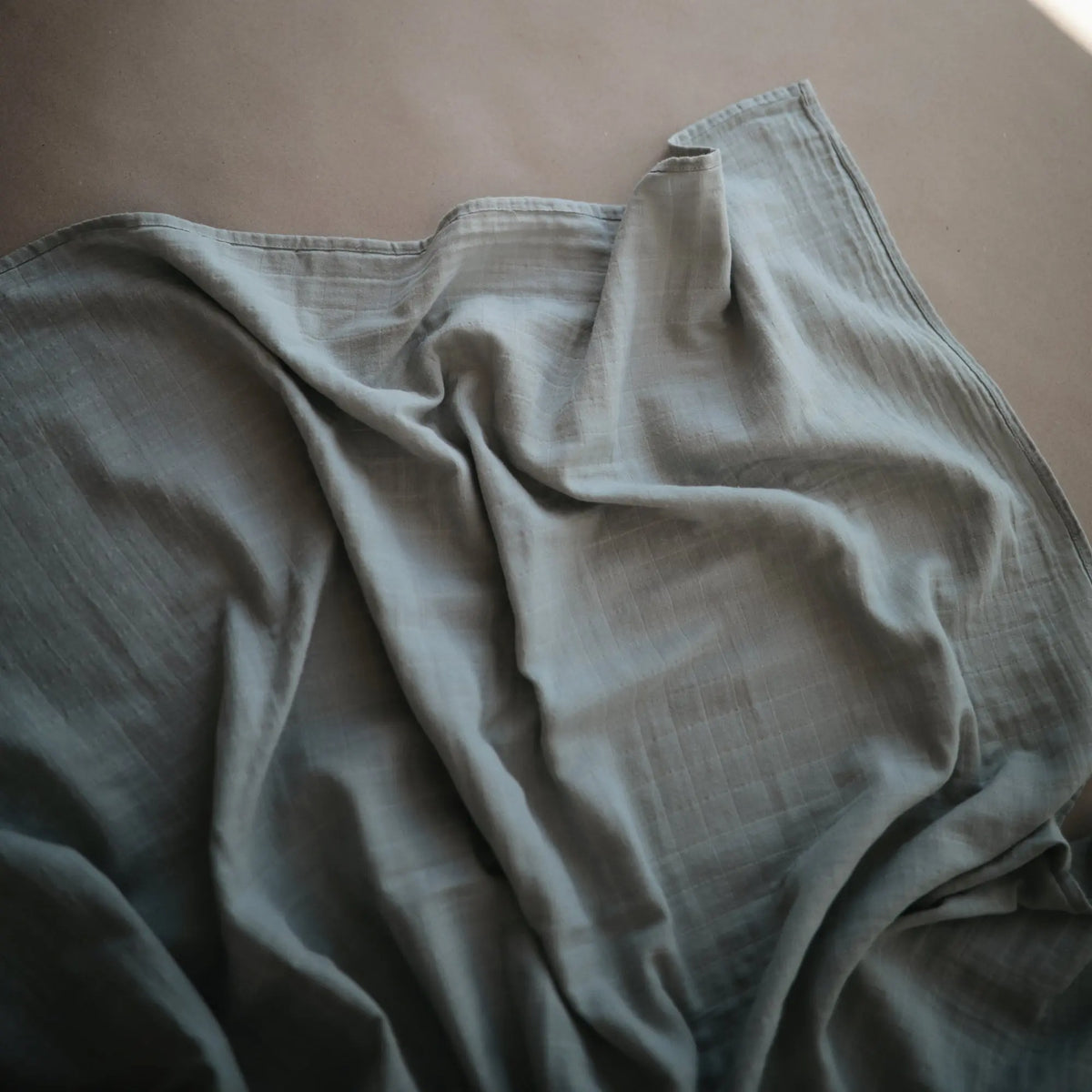 Organic Cotton Muslin Swaddle Blanket | Swaddle | The Baby Penguin