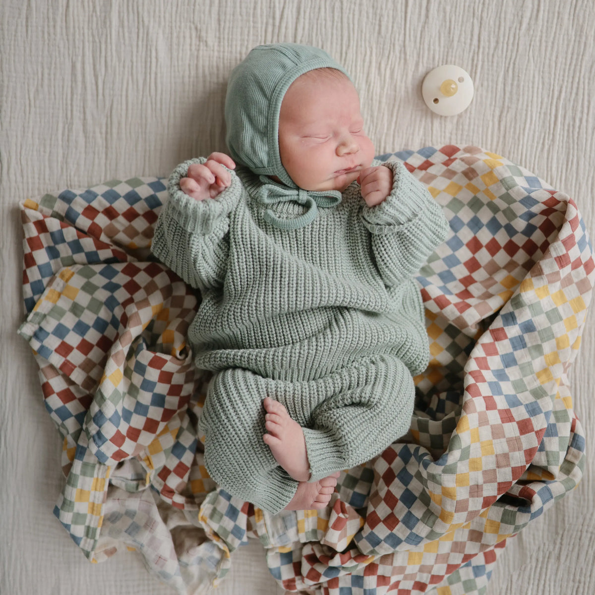 Organic Cotton Muslin Swaddle Blanket | Swaddle | The Baby Penguin