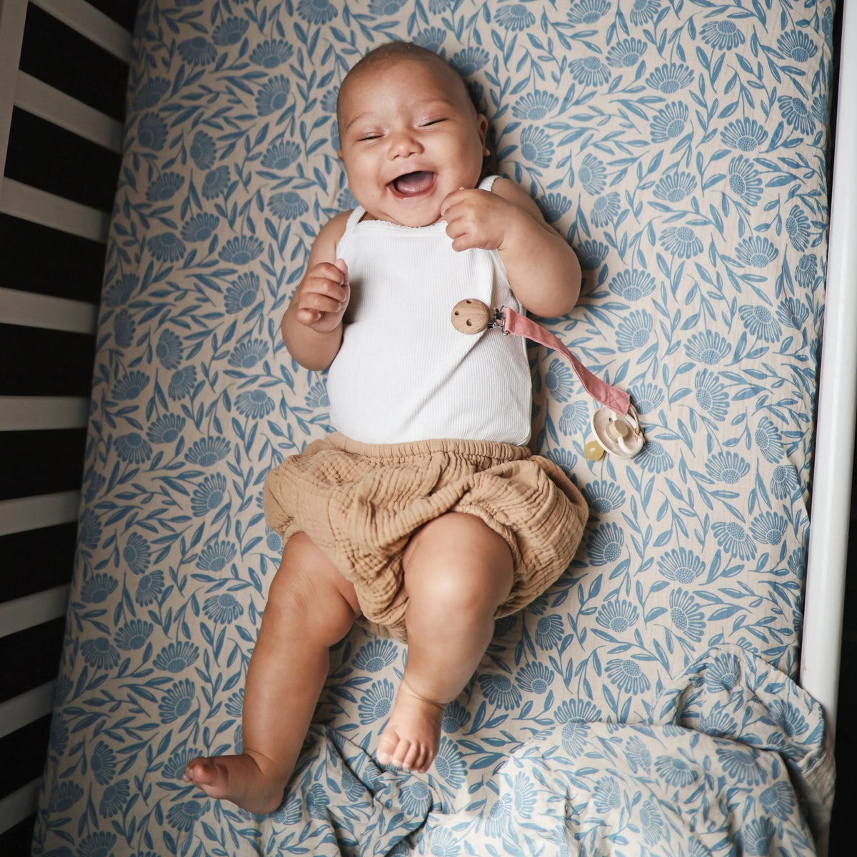 Organic Cotton Muslin Swaddle Blanket | Swaddle | The Baby Penguin