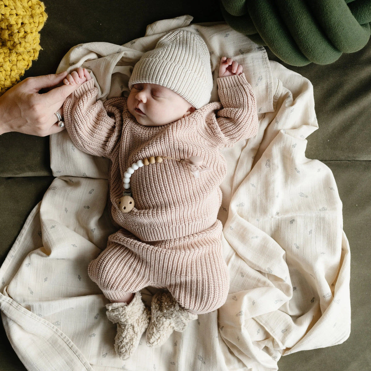 Organic Cotton Muslin Swaddle Blanket | Swaddle | The Baby Penguin