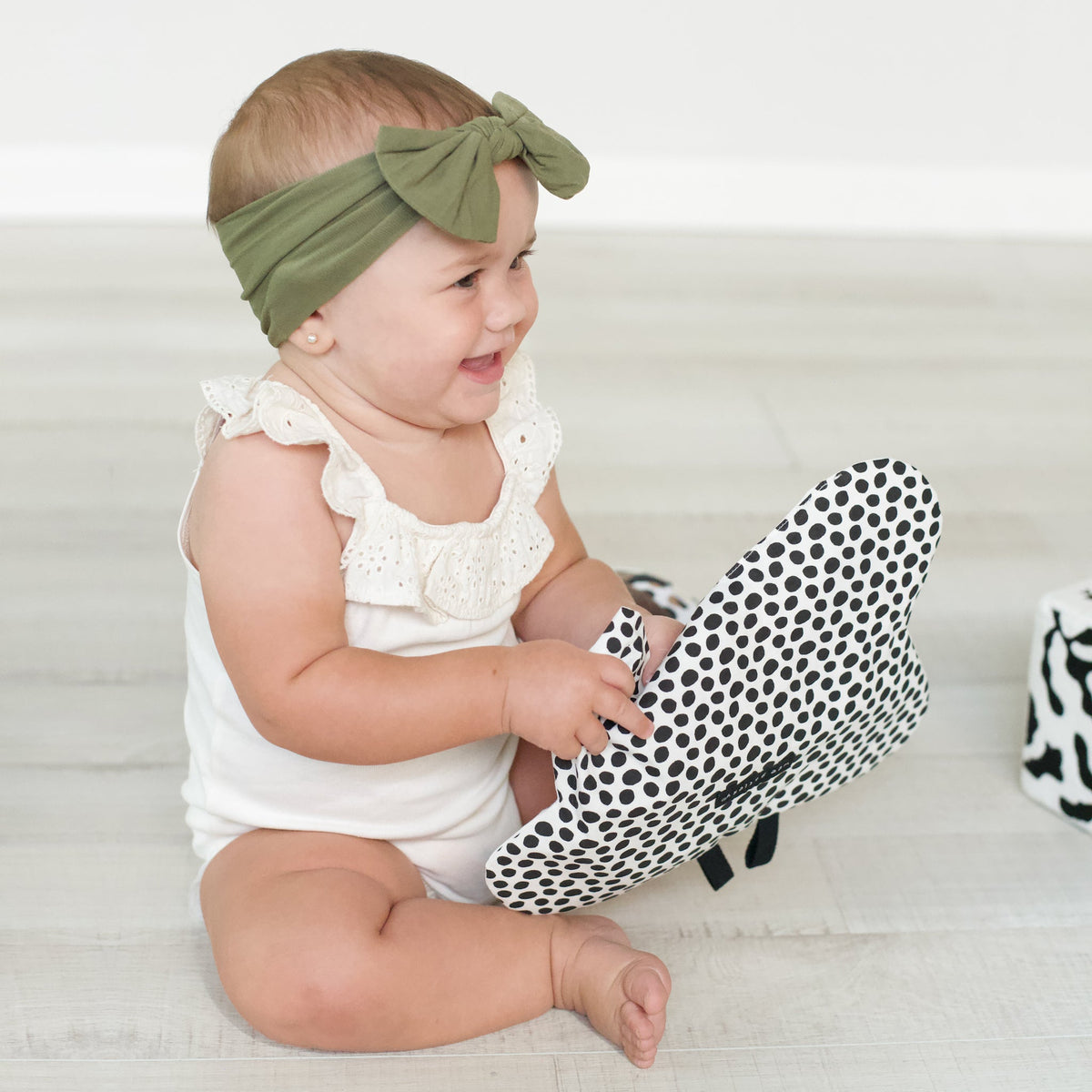 Organic Crinkle Toy - Butterfly - The Baby Penguin