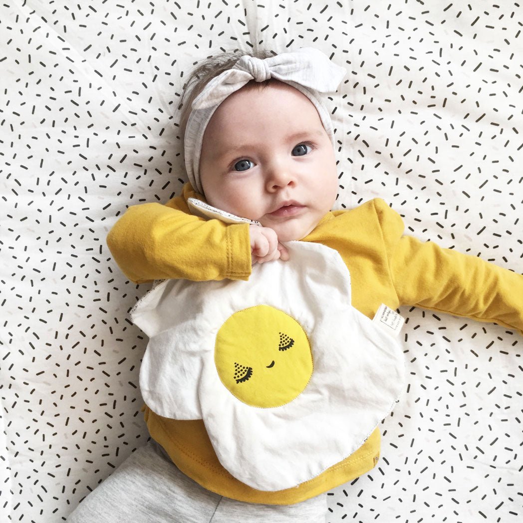 Organic Crinkle Toy - Egg - The Baby Penguin