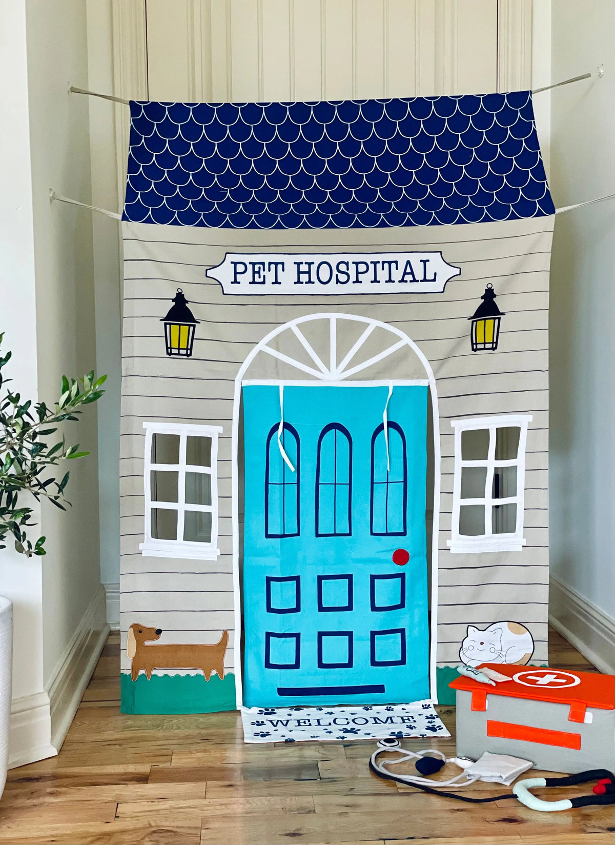 Pet Hospital Doorway Storefront with Vet's Kit | Play Tent | The Baby Penguin