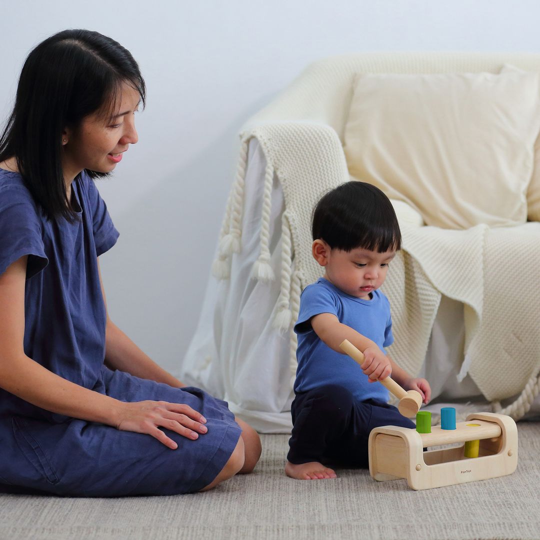 PlanToys Wooden Pounding Bench with 3 Pegs